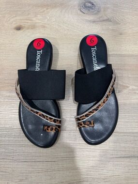 Toscane Black Slide Sandals with Leopard Accent